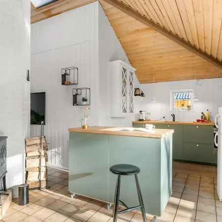 Holmsten - 250m To The Fjord By Interhome