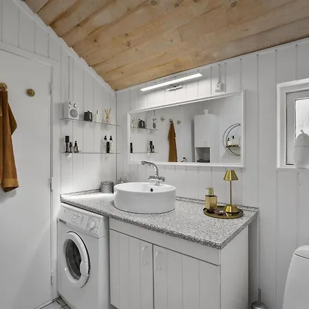 Feriehus Holmsten - 250m To The Fjord By Interhome